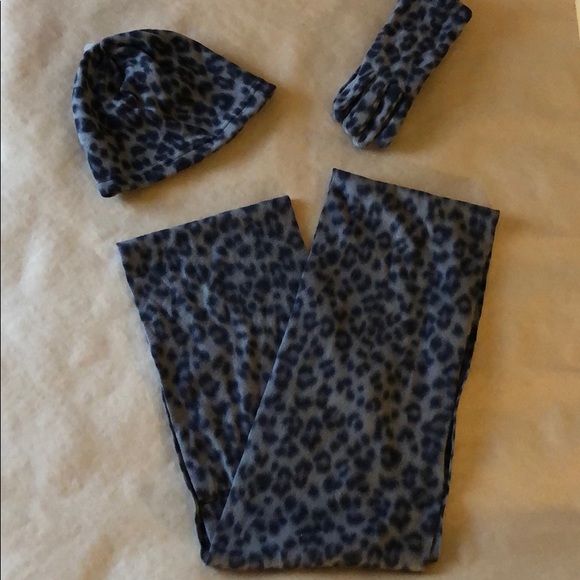 Old Navy Other - Old Navy Black and Grey Animal Print Set